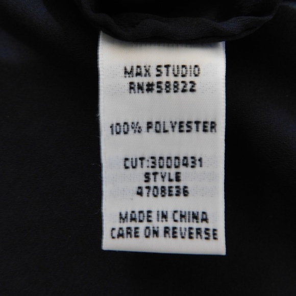 Max Studio Navy Print Flowy Sleeveless Top - Picture 4 of 4